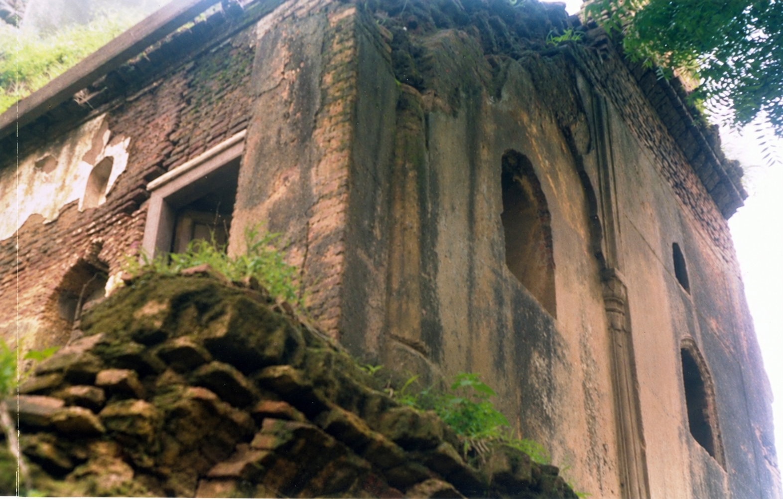 The haveli before restoration