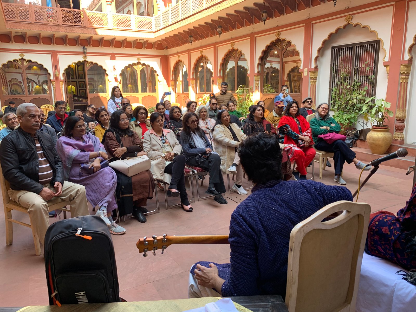 An evening performance at Shikwa Haveli