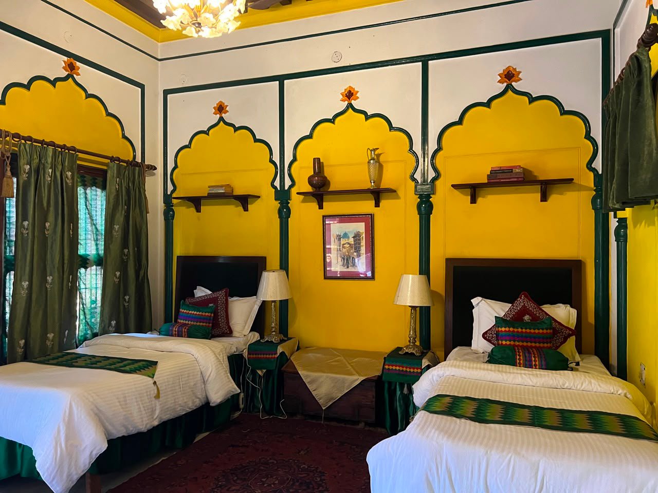 Pearl Room